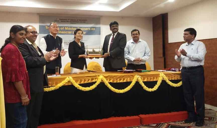 Imtimenla, Mission Director, NSRLM being felicitated during the concluding day of the training on May 20. 
